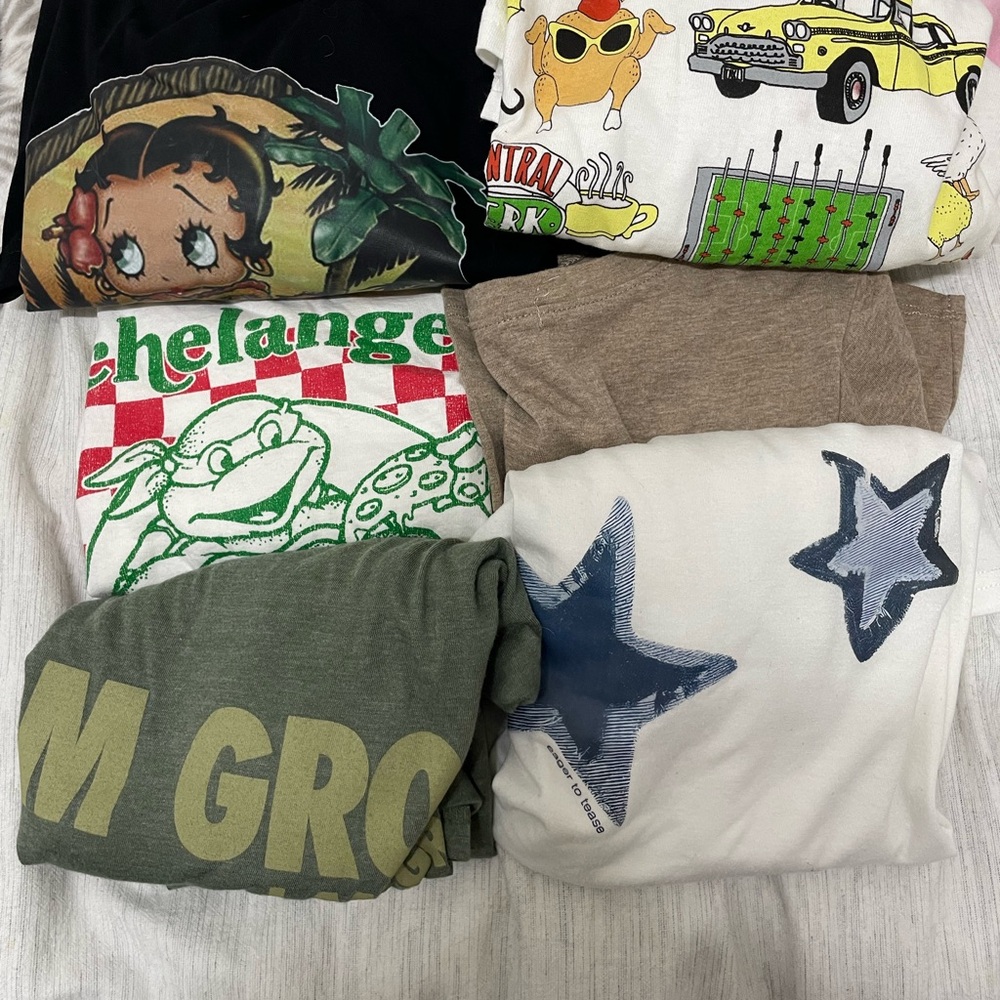 Graphic Short Sleeve Tees Collection